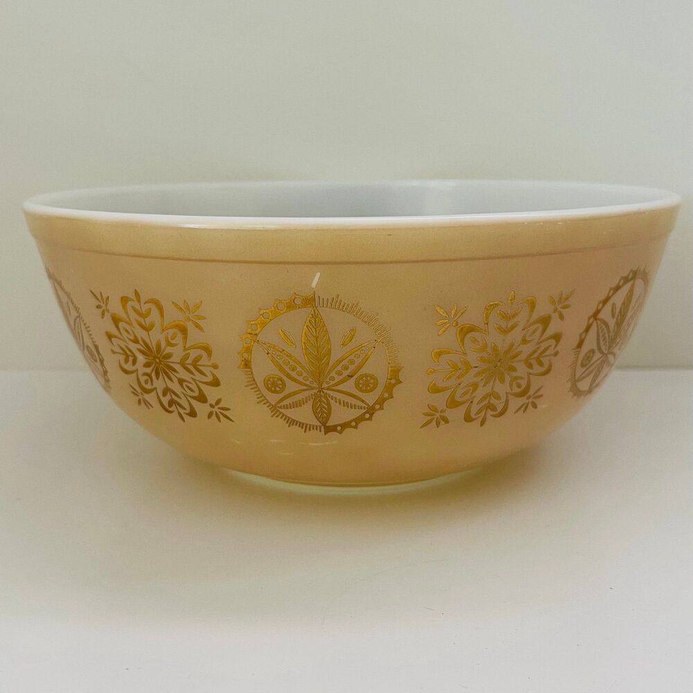 PYREX Beige Gold Folk Art Hex Signs 404 Mixing Bowl 4-Quart